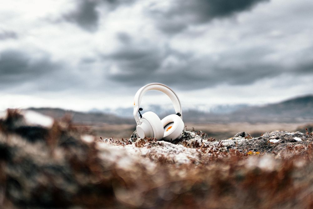 Casque AIAIAI White en situation