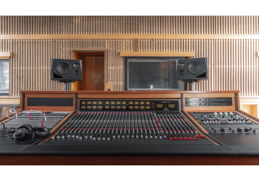 ADAM AUDIO Enceintes actives A8H-B