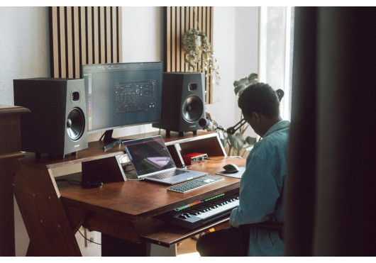 ADAM AUDIO Enceintes actives T8V