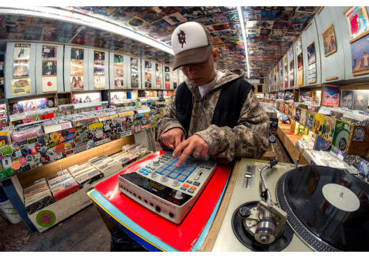 AKAI PROFESSIONAL STATIONS DE PRODUCTION MPC-SAMPLE