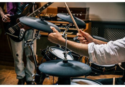 ALESIS BATTERIE ELECTRONIQUE STRATACORE