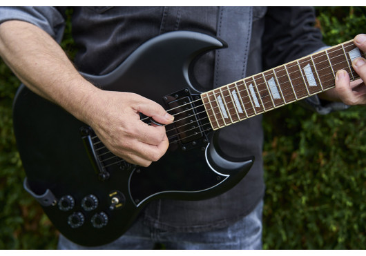 DV300-STHBLK EKO GUITARES ÉLECTRIQUES DV300-STHBLK