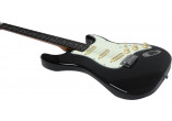 EKO GUITARES ÉLECTRIQUES ST300-BLK