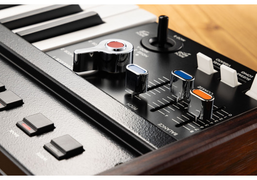 KORG SYNTHETISEURS MINIKORG700-SM