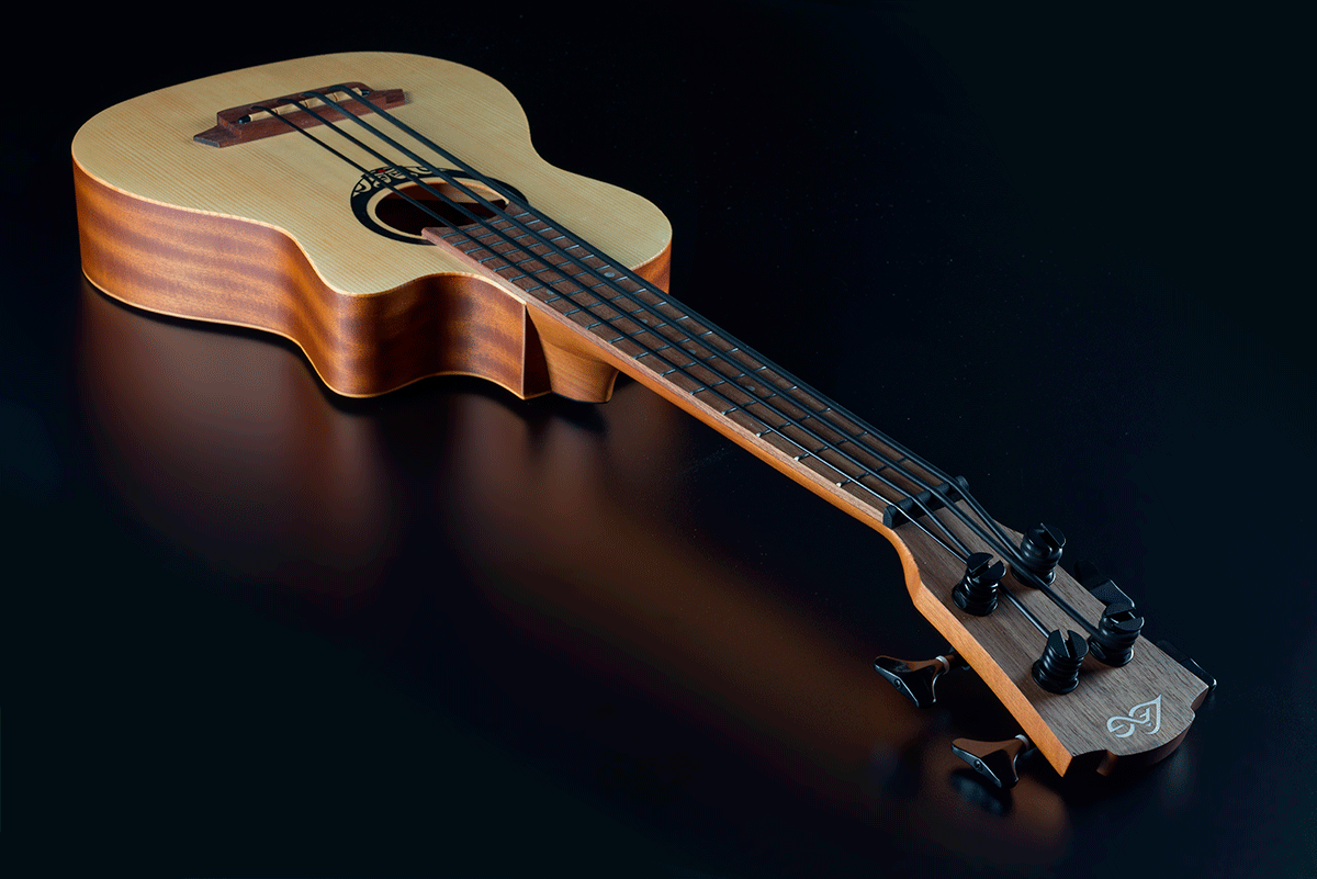 Lâg Tiki guitar 150 TKB150CE (3)
