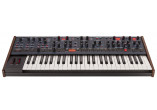 OBERHEIM Synthétiseurs analogiques OB-6