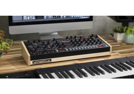 SEQUENTIAL Synthétiseurs analogiques TRIGON-6M