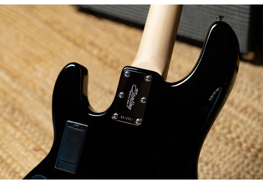 ST-RAY4XASH-VSB-M1-C STERLING BY MUSIC MAN SUB ST-RAY4XASH-VSB-M1-C