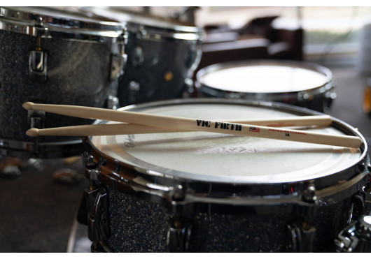 1A VIC FIRTH BAGUETTES BATTERIE 1A