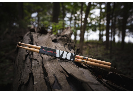 5AT VIC FIRTH BAGUETTES BATTERIE 5AT