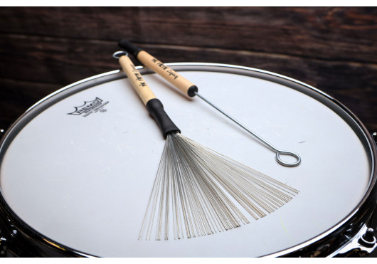 LEGACY VIC FIRTH BALAIS ET RODS LEGACY