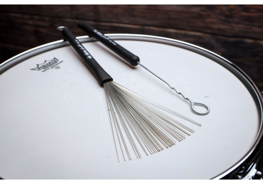 VIC FIRTH BALAIS ET RODS RMWB